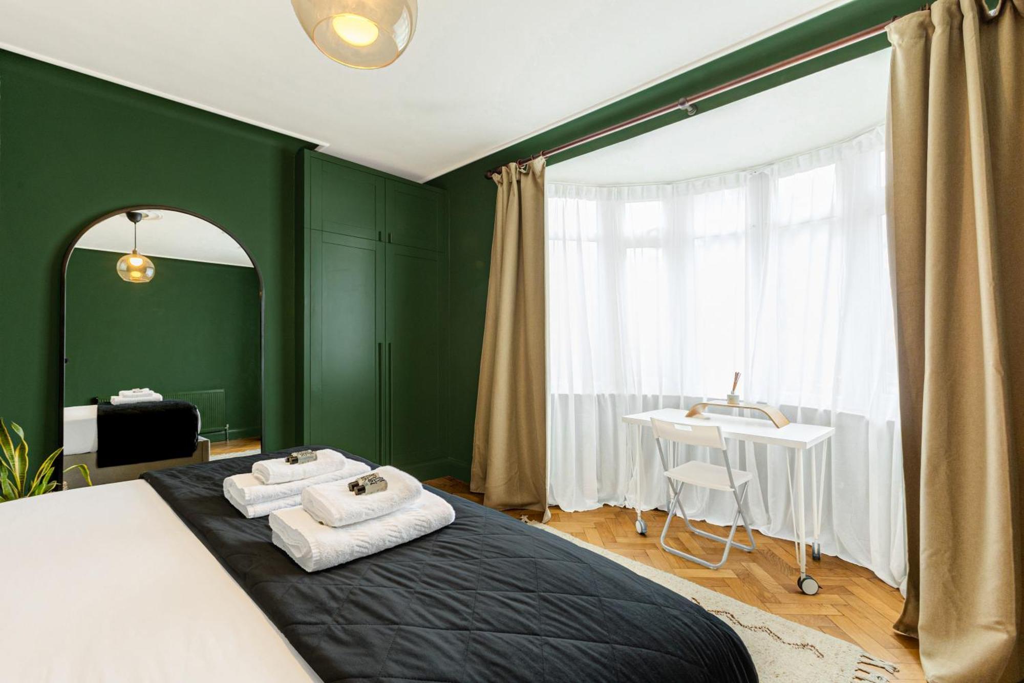Elegant 1br With Garden Near Neasden Station *