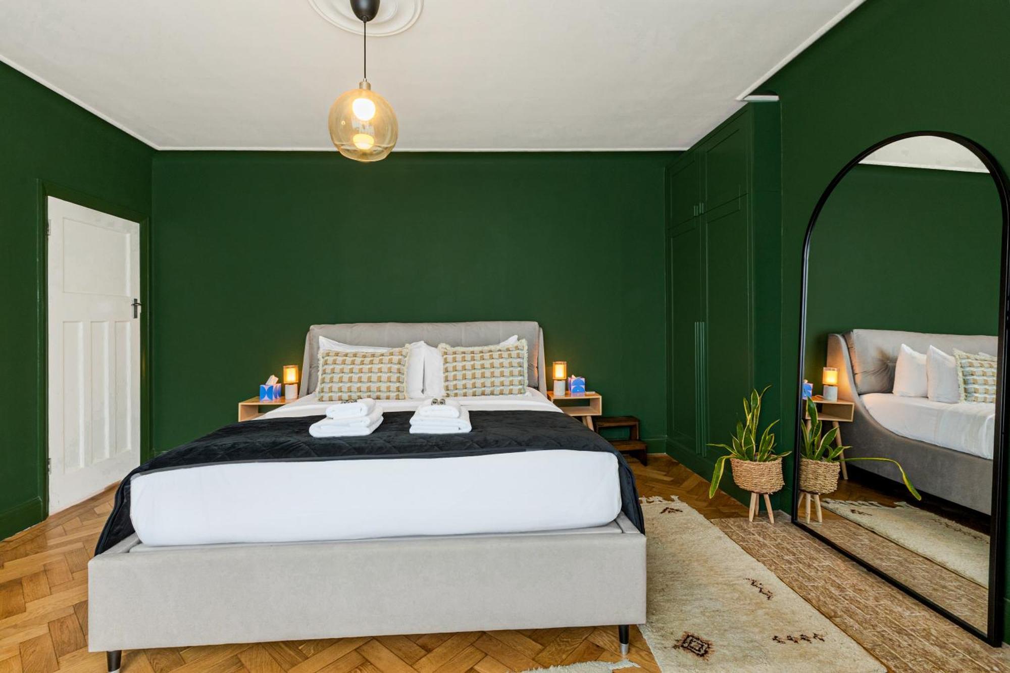 Appartamento Elegant 1br With Garden Near Neasden Station *